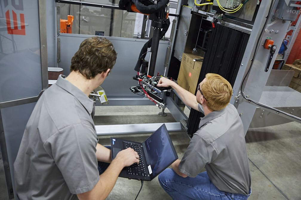 What Are the Top Case Erector Problems in CPG? Symptoms, Root Causes, and Buying Implications