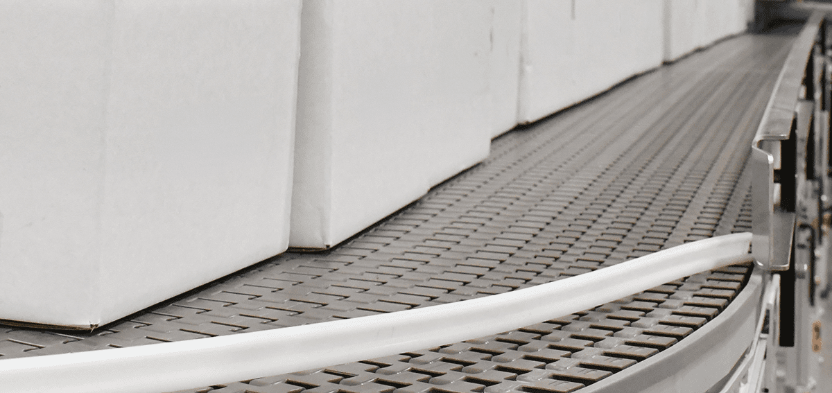 Choosing the Right Conveyor Type for End-of-Line Packaging: A Four-Question Framework